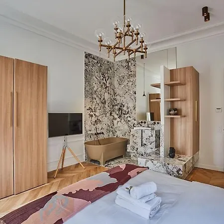 Apartmán Exceptional 4 Bedrooms Opera Vendome