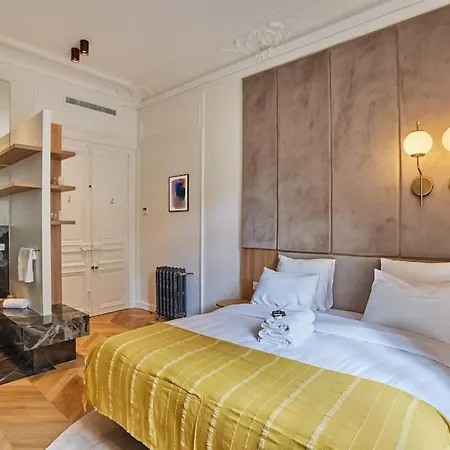 Exceptional 4 Bedrooms Opera Vendome Apartmán Paříž